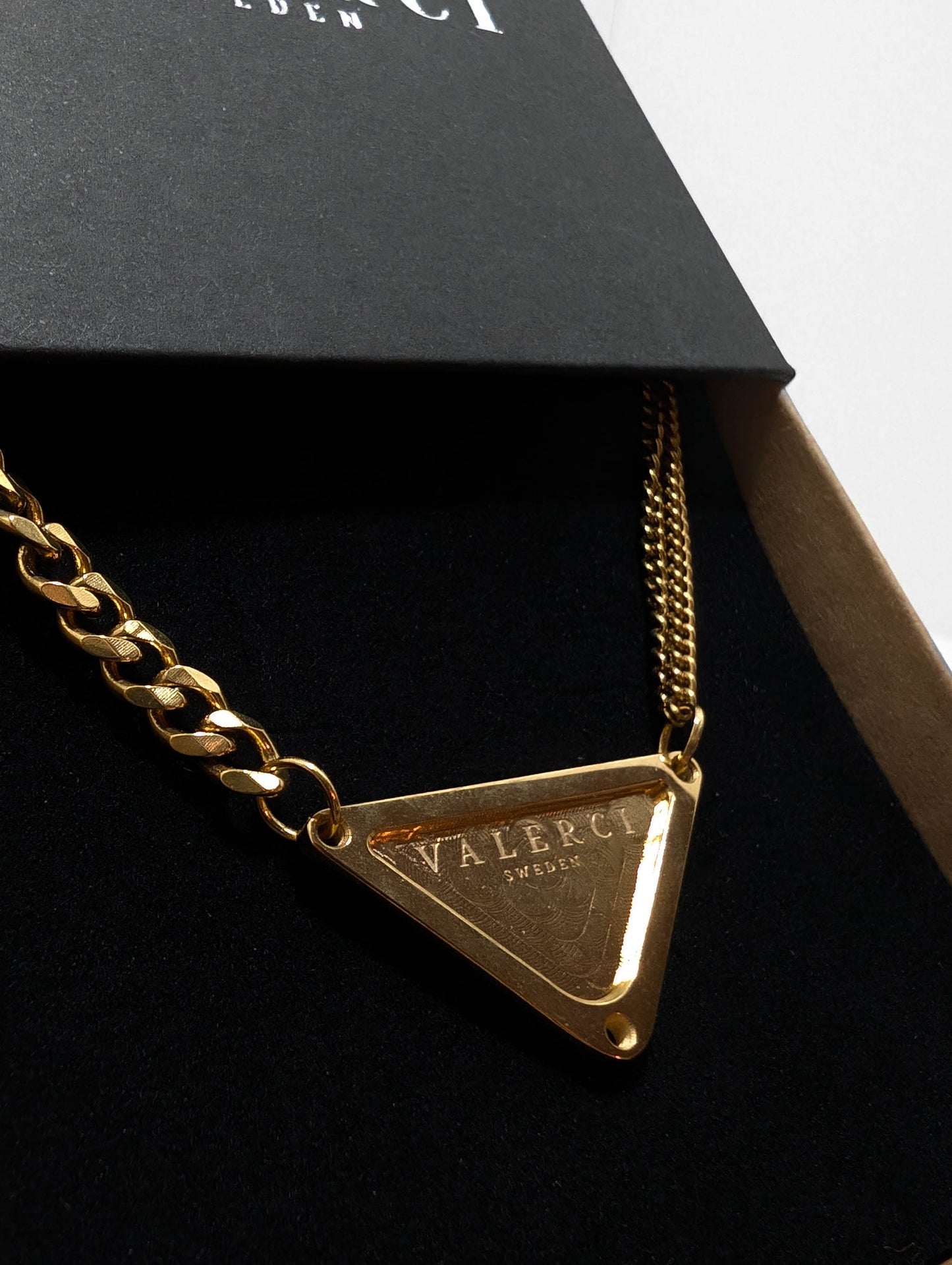 TRINITY PENDANT V2