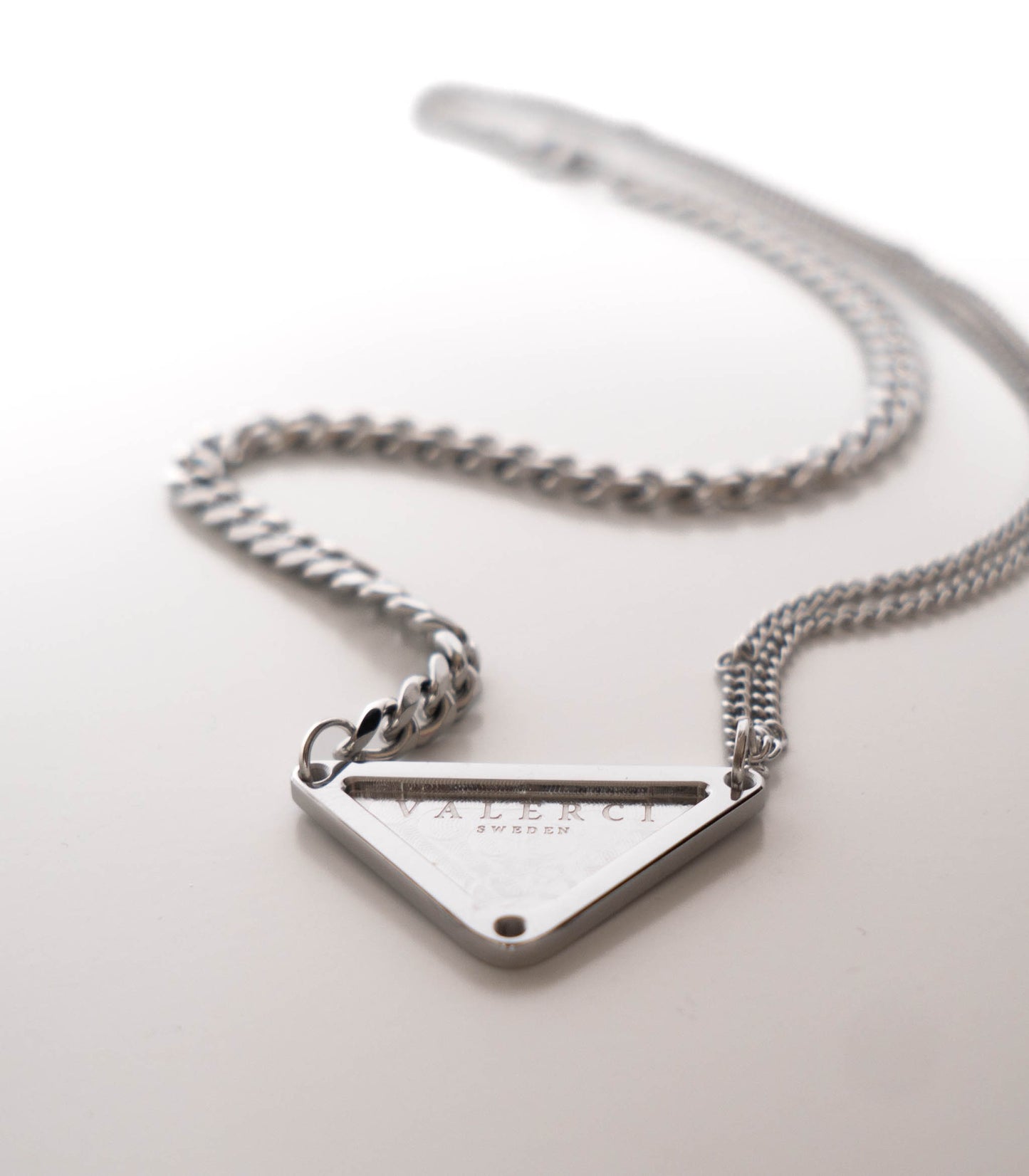 TRINITY PENDANT V2