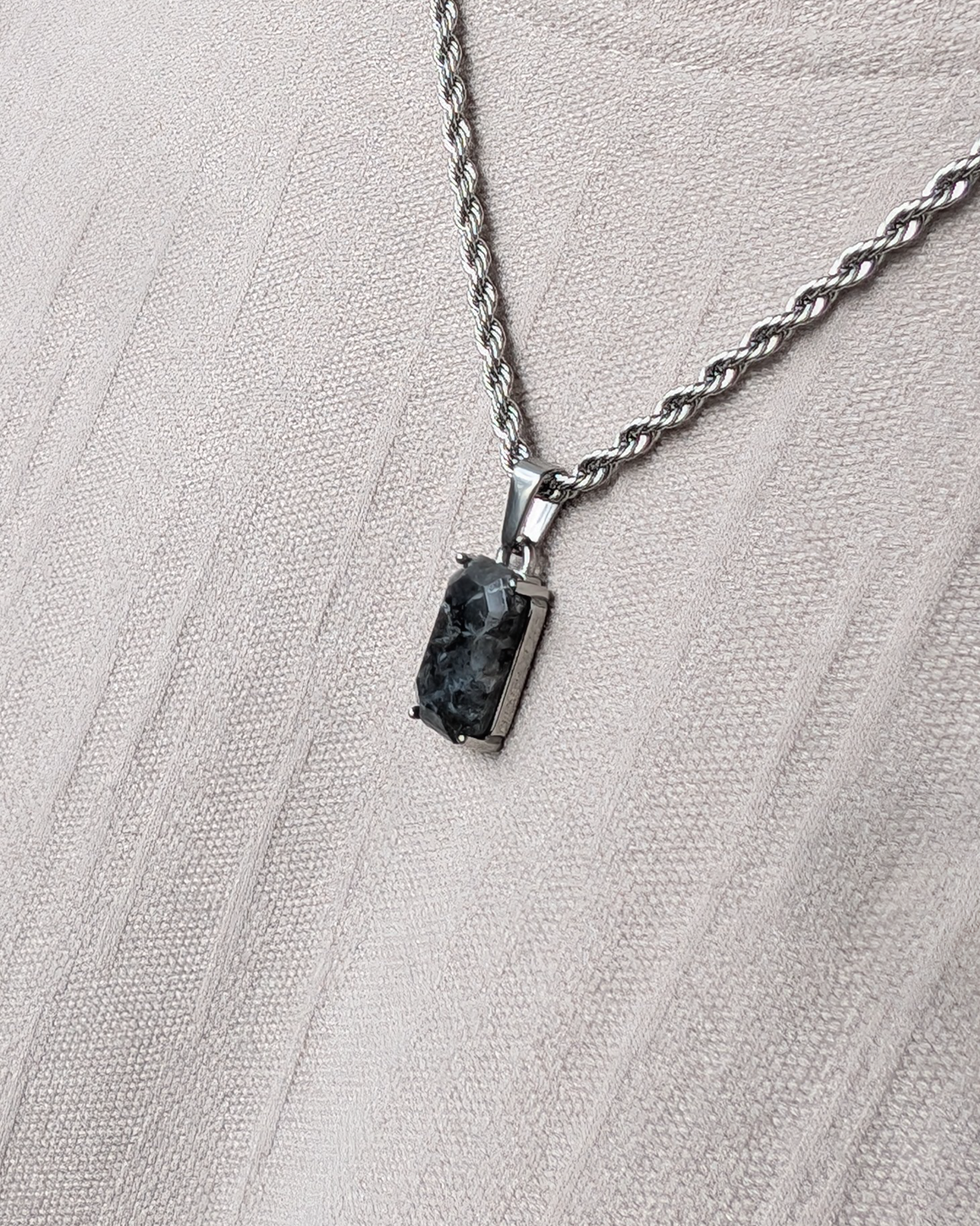 Gemstone - Spectrolite