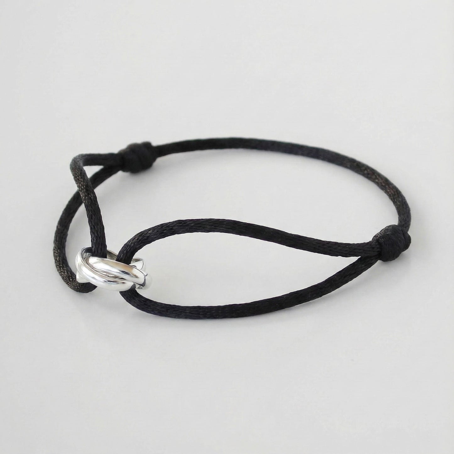 INFINITY BLACK ARMBAND - 925 SILVER