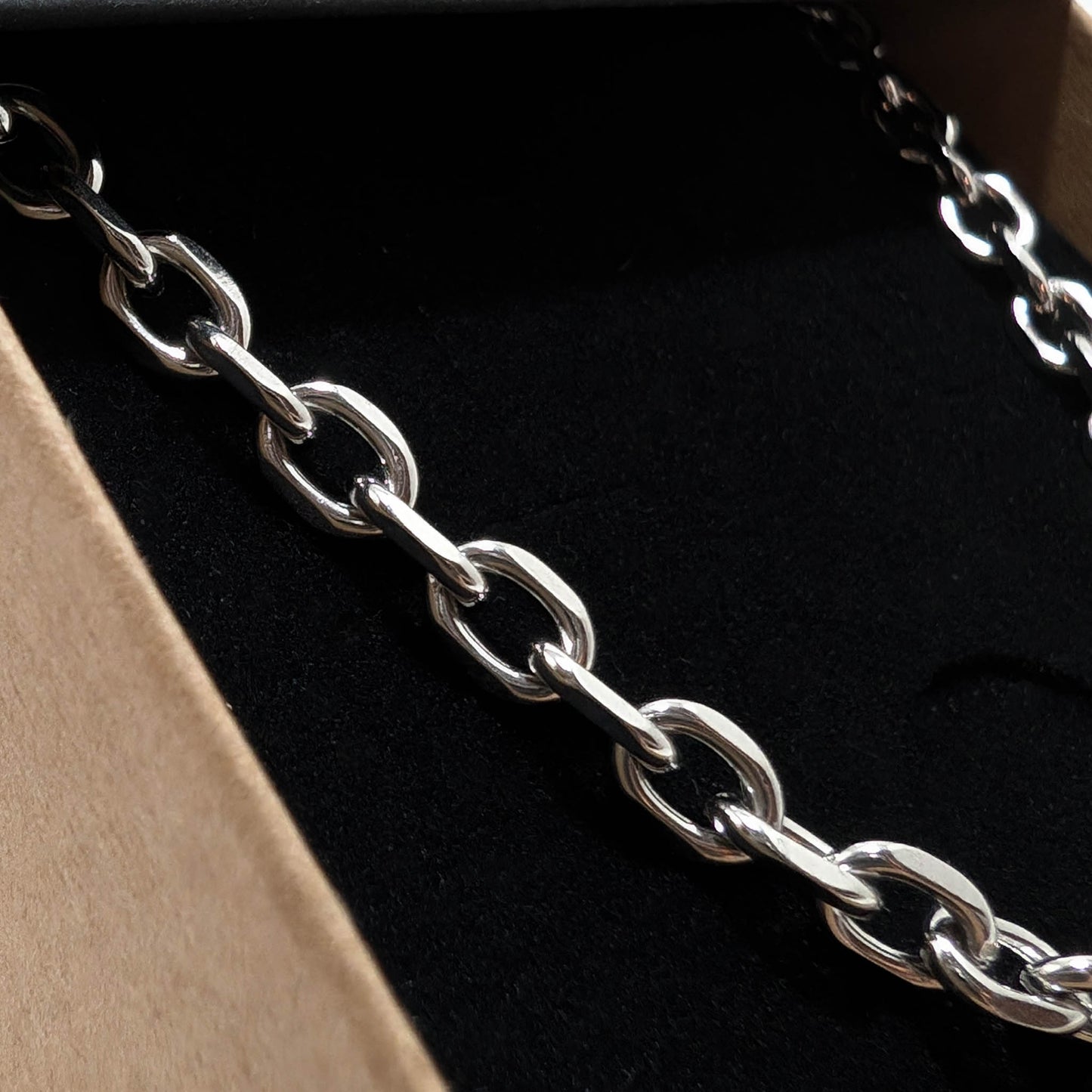 HALSKEDJA I STÅL- ANKAR 5MM SILVER