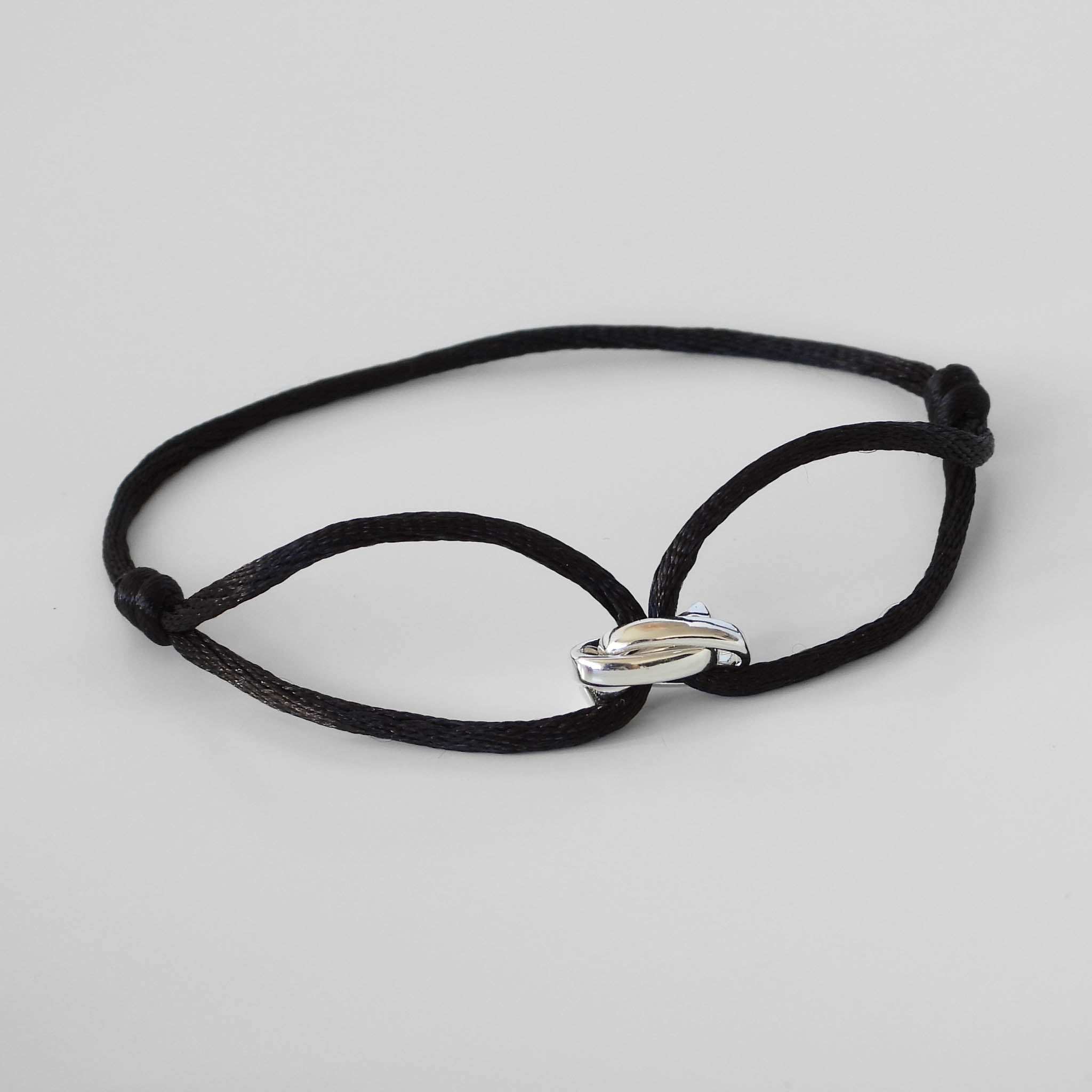 INFINITY BLACK ARMBAND - 925 SILVER